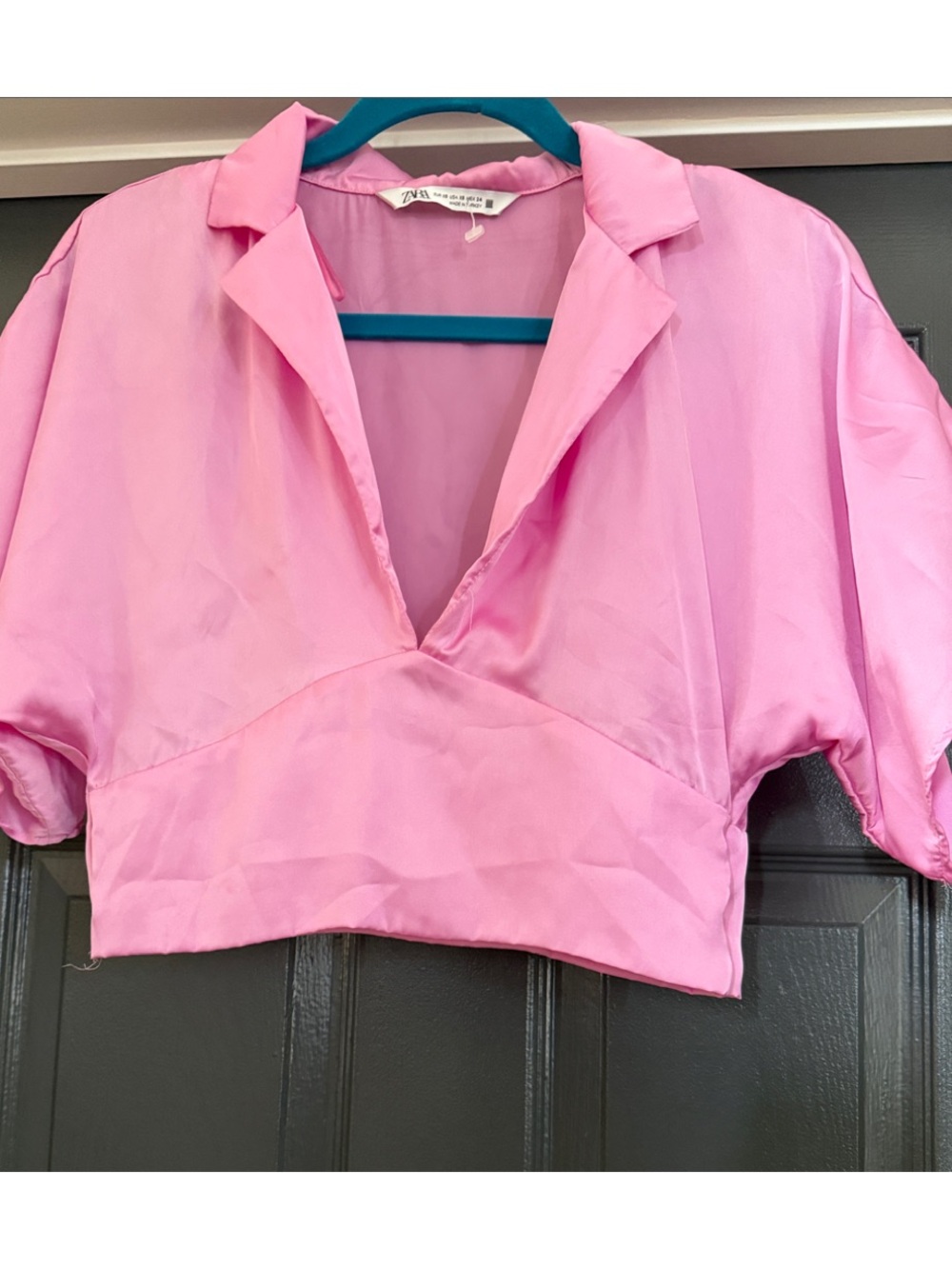 Zara Pink Satin Cropped Collared V-Neck Blouse